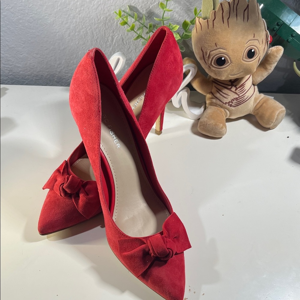 Marc Fisher Red Bow Pointed-Toe Pumps